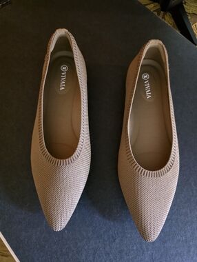 Vivaia Pointy-toe Ballet Flat Aria Sz:39